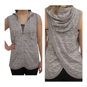 ACTIVE LIFE sleeveless sweatshirt, full zip, wrapped in back. Gray, Large, hood